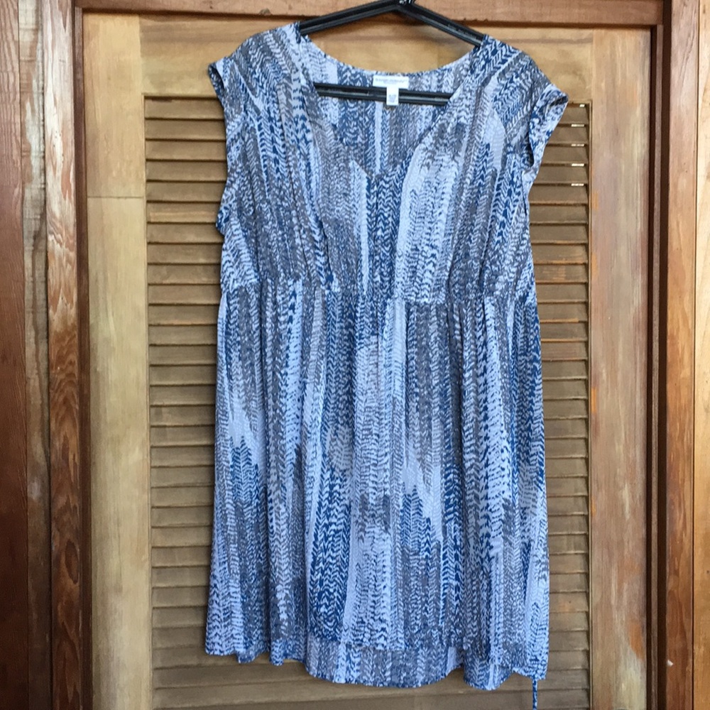 Liz Lange maternity tunic